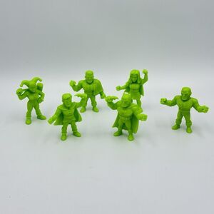 Wendy's Kid's Meal Toys DC Super Heroes Mini‎ Figures 6pc, Green